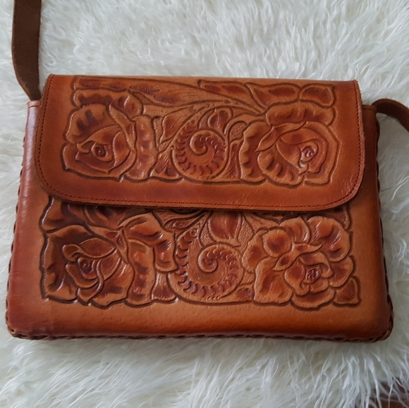 Mexican Tooled Handbags - Mexican tooled leather purse